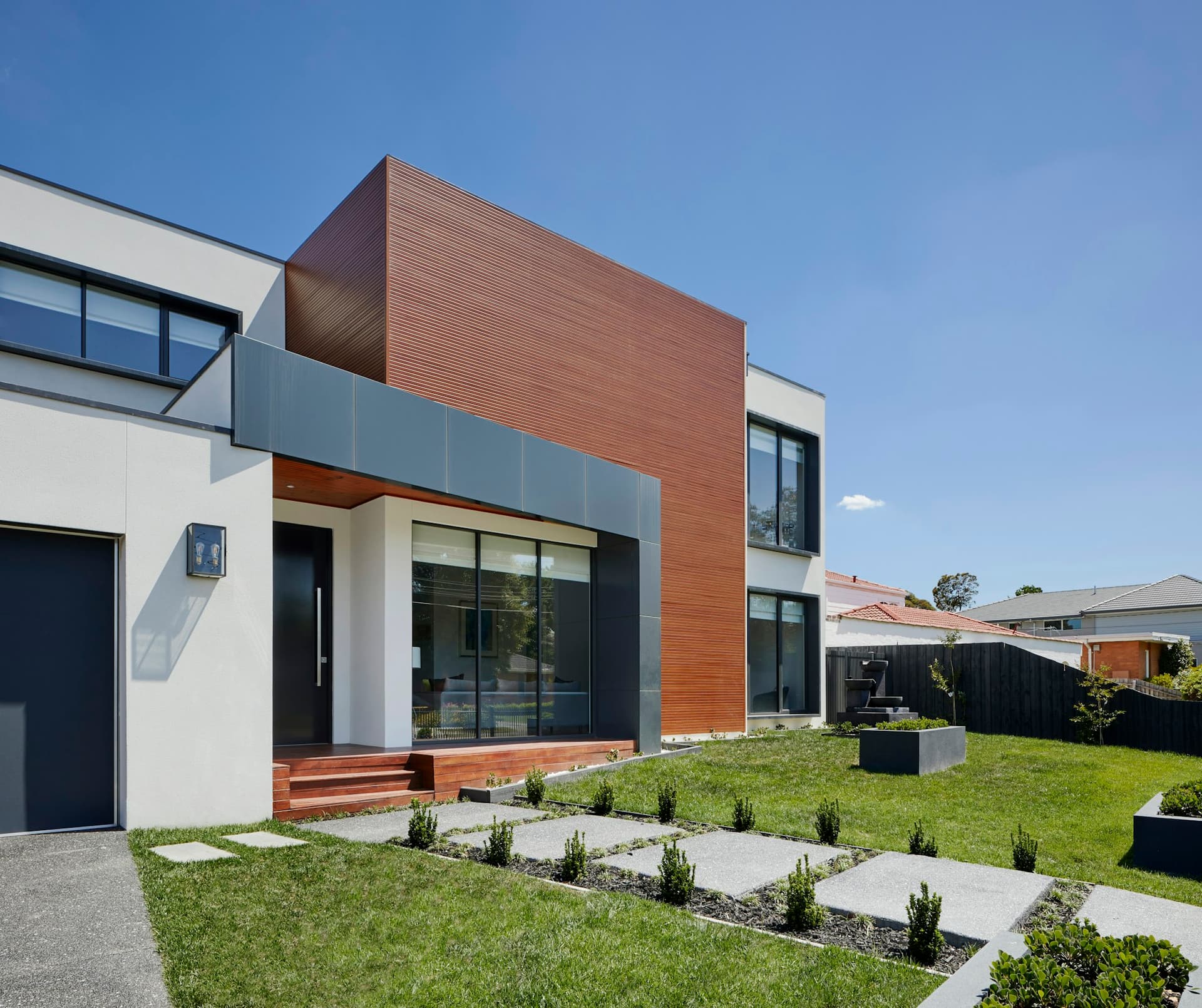 Casa de campo con madera y jardín en Valle de Bravo